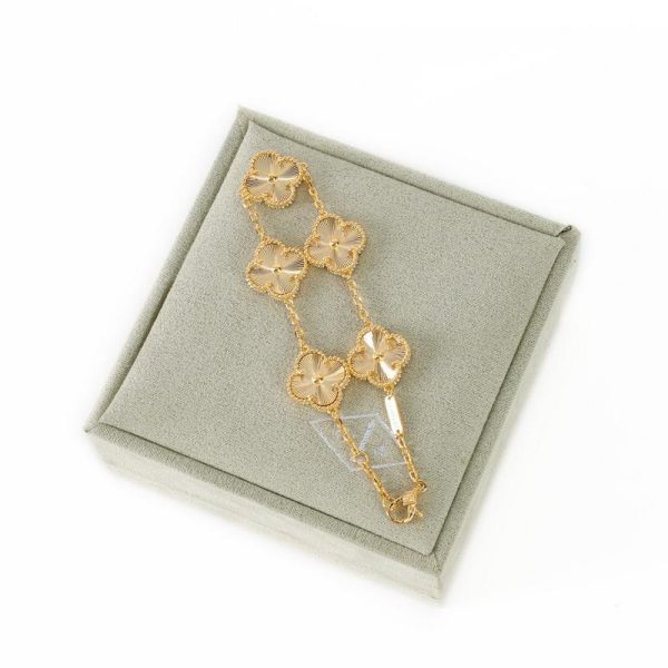 replica,repliche,fake,1:1,earrings,bracelet,ring,jewelry [Versione di alta qualità] Bracciale con quadrifoglio (148E)