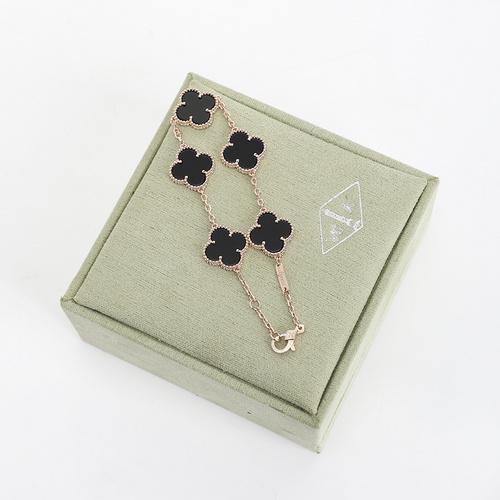 replica,repliche,fake,1:1,earrings,bracelet,ring,jewelry [Versione di alta qualità] Bracciale con quadrifoglio (42BE)