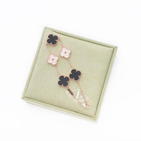 replica,repliche,fake,1:1,earrings,bracelet,ring,jewelry [Versione di alta qualità] Bracciale con quadrifoglio (AD67)