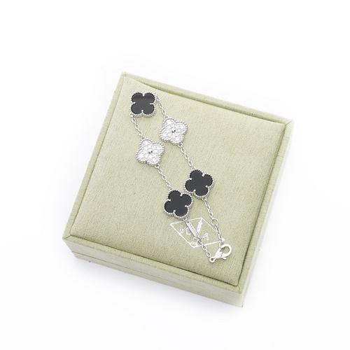 replica,repliche,fake,1:1,earrings,bracelet,ring,jewelry [Versione di alta qualità] Bracciale con quadrifoglio (CB1E)
