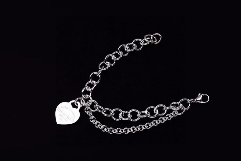 replica,repliche,fake,1:1,earrings,bracelet,ring,jewelry Bracciale Tiffany con spilla a cuore