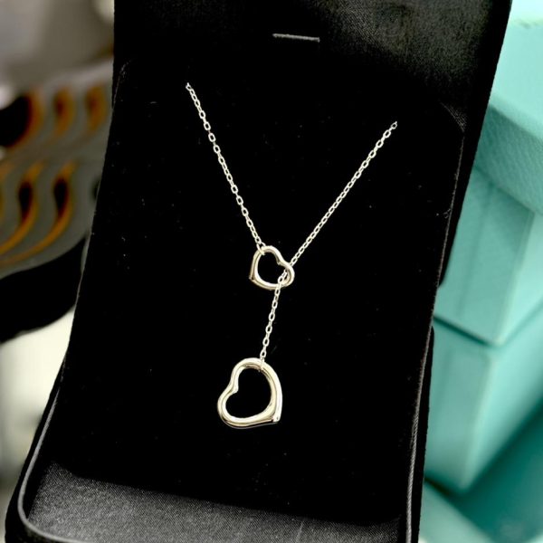 Collana Tiffany con nappa a doppio cuore