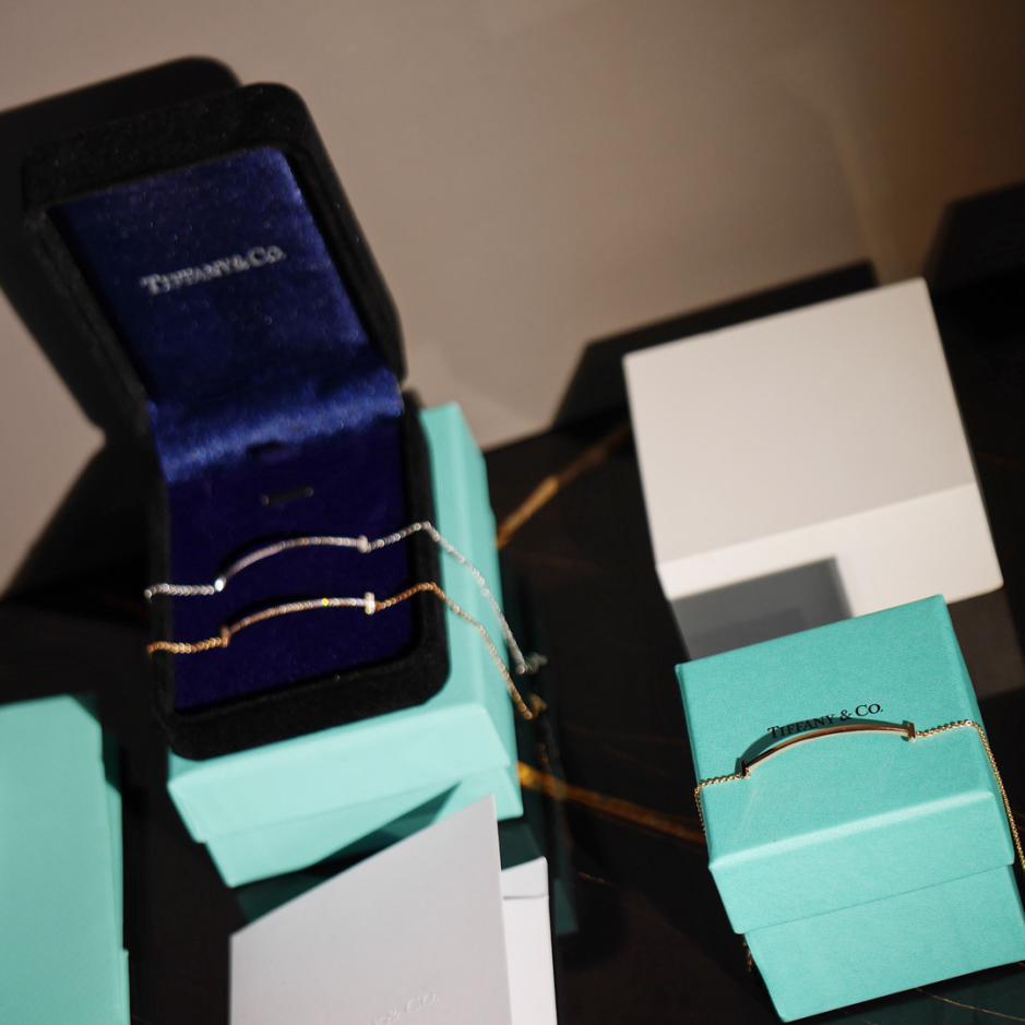 replica,repliche,fake,1:1,earrings,bracelet,ring,jewelry Bracciale Tiffany T smile senza diamanti replica,repliche,fake,1:1,earrings,bracelet,ring,jewelry Bracciale Tiffany T smile senza diamanti