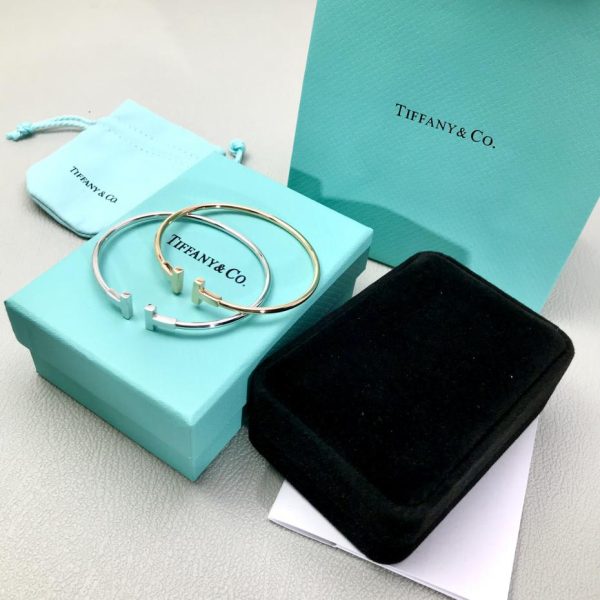 replica,repliche,fake,1:1,earrings,bracelet,ring,jewelry Bracciale aperto Tiffany serie doppia T lucida