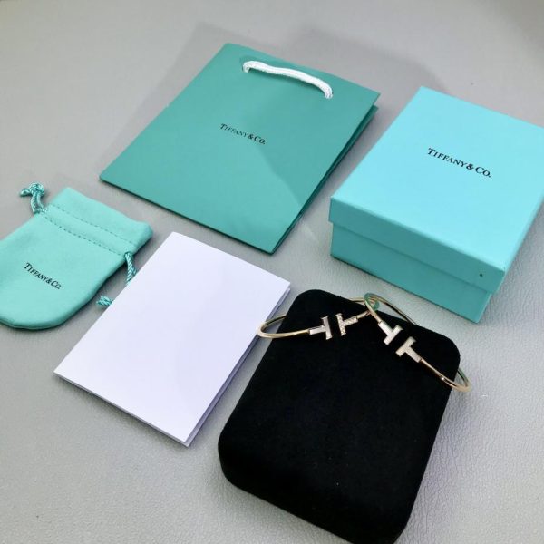 replica,repliche,fake,1:1,earrings,bracelet,ring,jewelry Bracciale aperto Tiffany serie doppia T