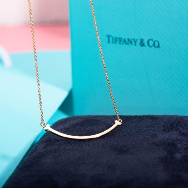 replica,repliche,fake,1:1,earrings,bracelet,ring,jewelry Collana Tiffany T Smile piccola senza diamanti