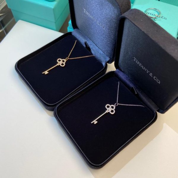 replica,repliche,fake,1:1,earrings,bracelet,ring,jewelry Chiave della corona Tiffany