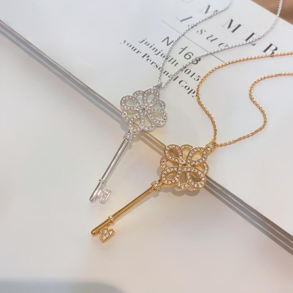 replica,repliche,fake,1:1,earrings,bracelet,ring,jewelry Collana Tiffany T con chiave nodo cinese replica,repliche,fake,1:1,earrings,bracelet,ring,jewelry Collana Tiffany T con chiave nodo cinese