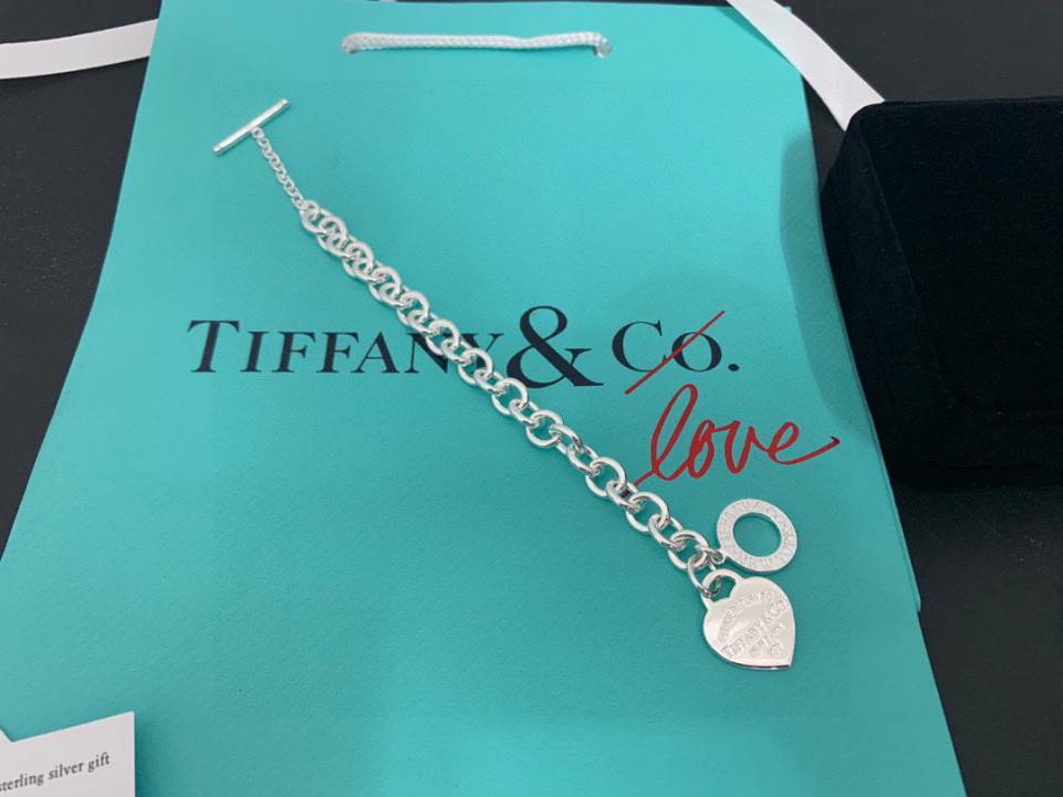 replica,repliche,fake,1:1,earrings,bracelet,ring,jewelry Bracciale spesso con fibbia Tiffany OT replica,repliche,fake,1:1,earrings,bracelet,ring,jewelry Bracciale spesso con fibbia Tiffany OT