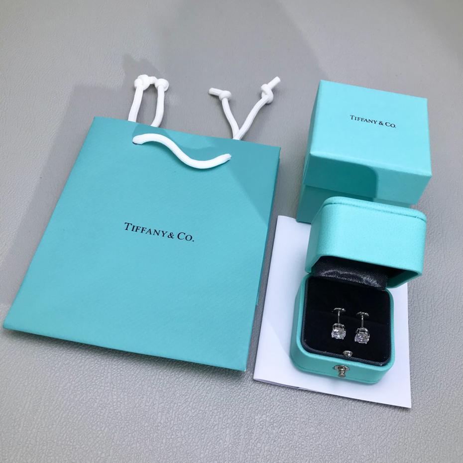 replica,repliche,fake,1:1,earrings,bracelet,ring,jewelry Orecchini con diamanti quadrati Tiffany T replica,repliche,fake,1:1,earrings,bracelet,ring,jewelry Orecchini con diamanti quadrati Tiffany T