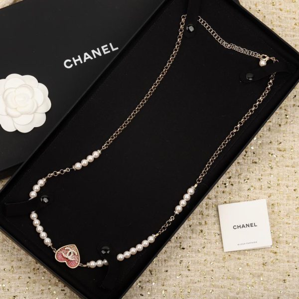 replica,repliche,fake,1:1,earrings,bracelet,ring,jewelry Catena in vita Chanel 23P con diamanti pieni di amore