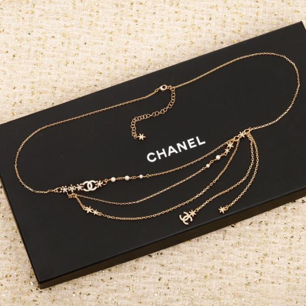 replica,repliche,fake,1:1,earrings,bracelet,ring,jewelry Catena in vita a fiore piccolo Chanel fatta a mano