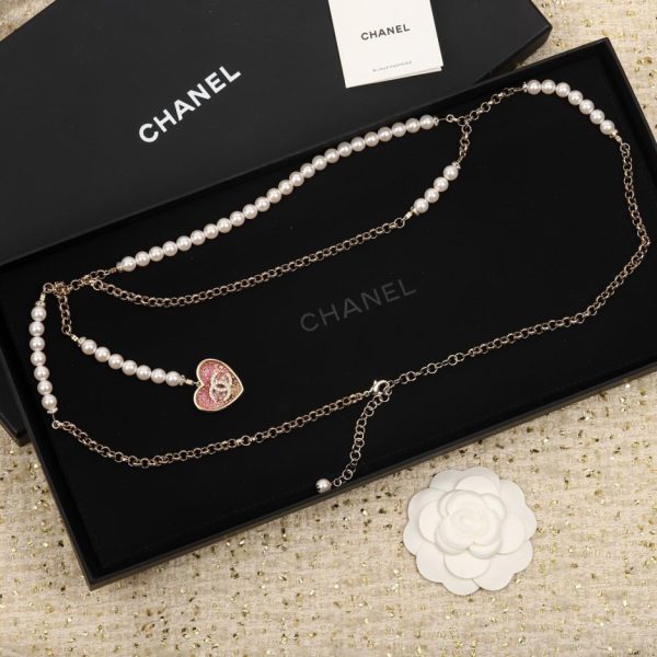 replica,repliche,fake,1:1,earrings,bracelet,ring,jewelry Catena in vita Chanel 23P con diamanti pieni di amore