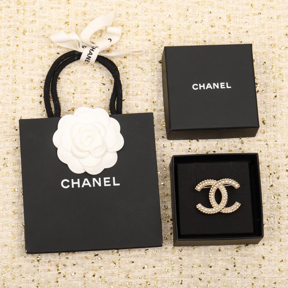 replica,repliche,fake,1:1,earrings,bracelet,ring,jewelry Perle doppia c di Chanel replica,repliche,fake,1:1,earrings,bracelet,ring,jewelry Perle doppia c di Chanel