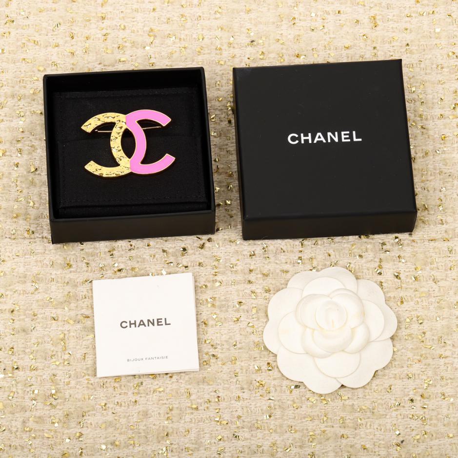 replica,repliche,fake,1:1,earrings,bracelet,ring,jewelry Spilla Chanel doppia C replica,repliche,fake,1:1,earrings,bracelet,ring,jewelry Spilla Chanel doppia C