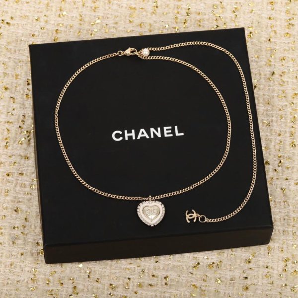 replica,repliche,fake,1:1,earrings,bracelet,ring,jewelry Collana Chanel Love con perle e diamanti