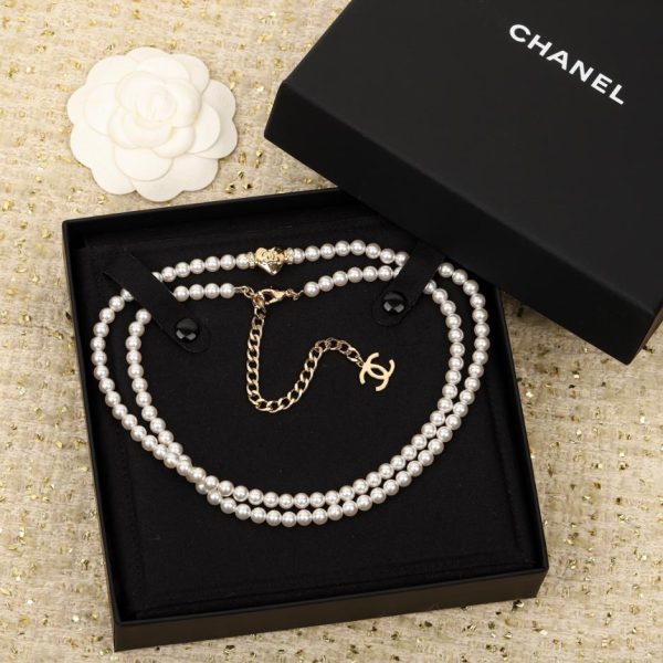 replica,repliche,fake,1:1,earrings,bracelet,ring,jewelry Collana a catena in vita con perle Chanel Love