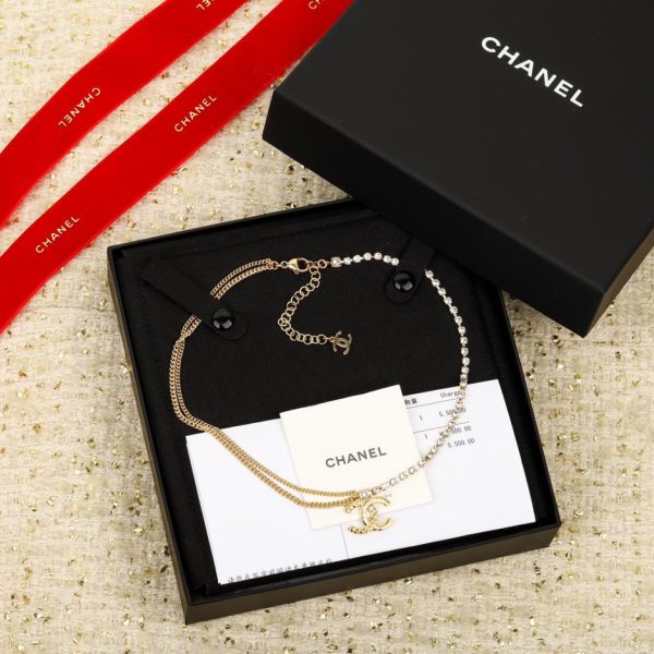 replica,repliche,fake,1:1,earrings,bracelet,ring,jewelry Girocollo Chanel con mezza catena doppia e diamanti
