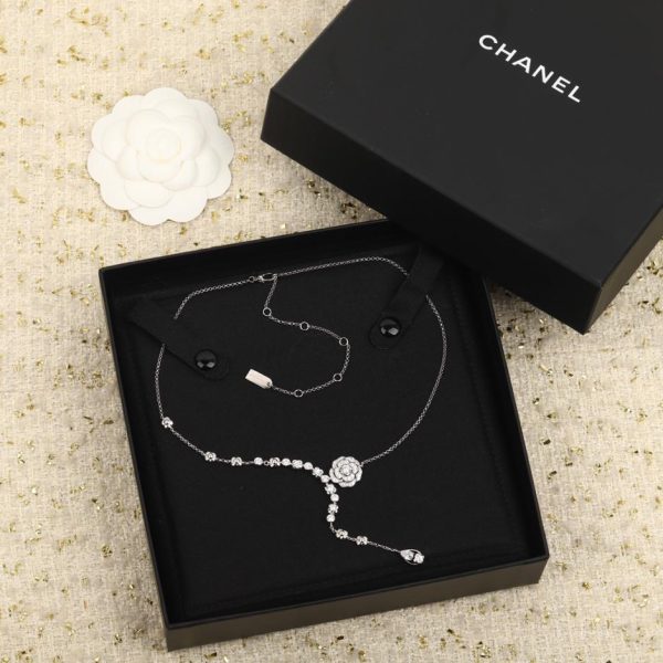 replica,repliche,fake,1:1,earrings,bracelet,ring,jewelry Collana BOUTON di Chanel