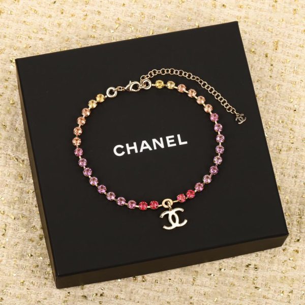 replica,repliche,fake,1:1,earrings,bracelet,ring,jewelry Collana Chanel con diamanti sfumati colorati