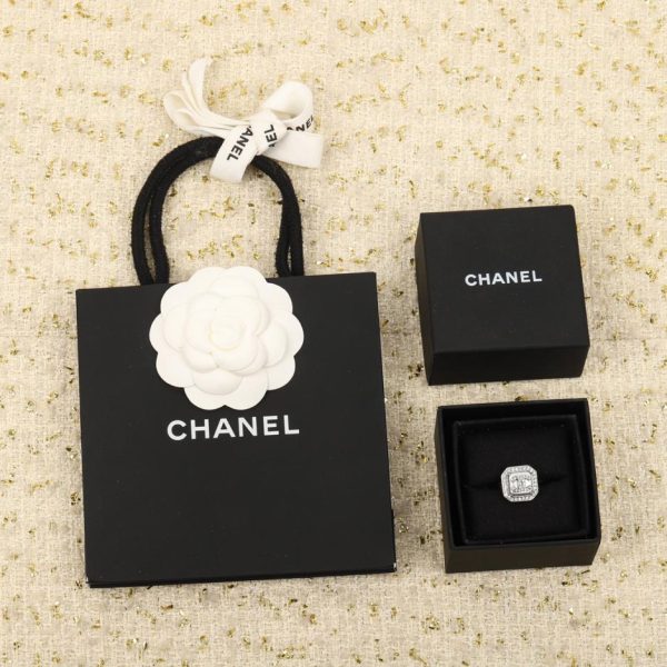 replica,repliche,fake,1:1,earrings,bracelet,ring,jewelry Anello doppia C di Chanel