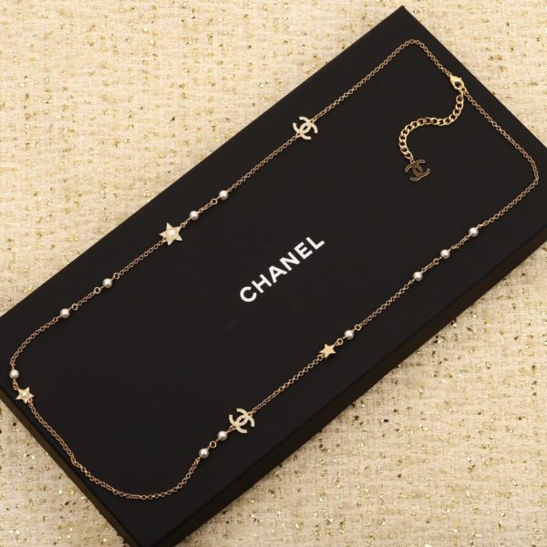 replica,repliche,fake,1:1,earrings,bracelet,ring,jewelry Catena per maglione Chanel Pentagram doppia C con perle