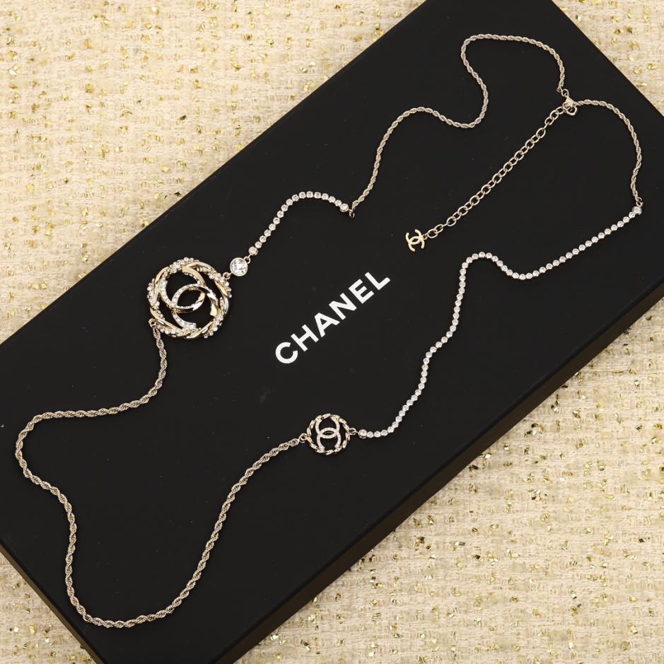 replica,repliche,fake,1:1,earrings,bracelet,ring,jewelry Maglione a doppia C con motivo a bottoni Chanel replica,repliche,fake,1:1,earrings,bracelet,ring,jewelry Maglione a doppia C con motivo a bottoni Chanel