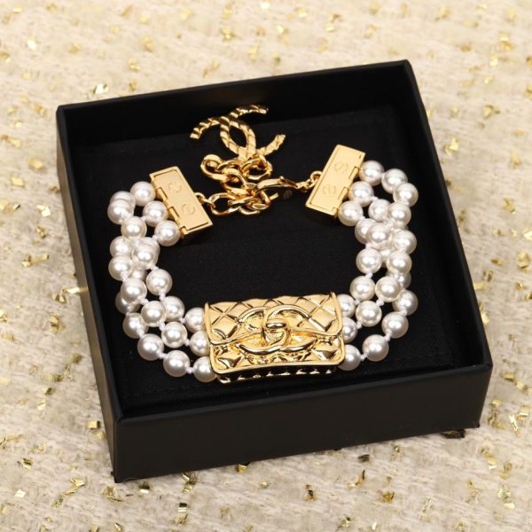 replica,repliche,fake,1:1,earrings,bracelet,ring,jewelry Bracciale per borsa Chanel