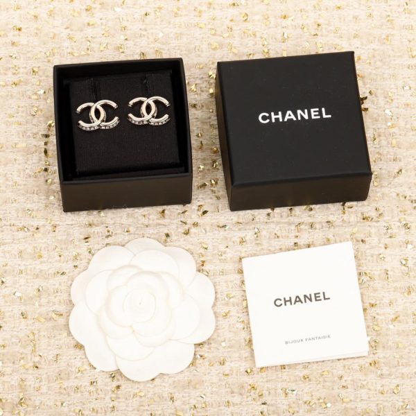 Orecchini doppia C Chanel