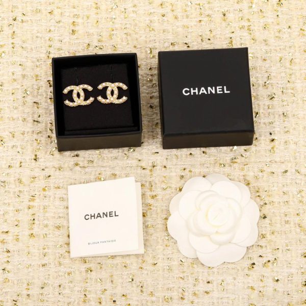 Orecchini di perle doppia C Chanel