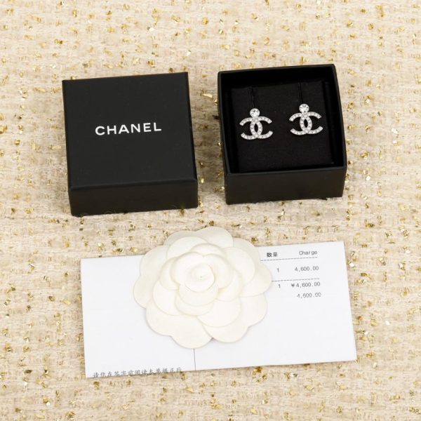 Orecchini doppia c di Chanel