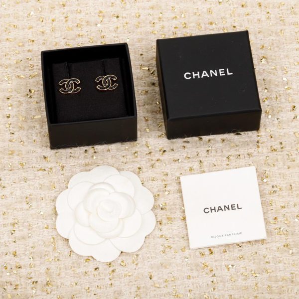 Orecchini Chanel piccoli doppia C in oro nero