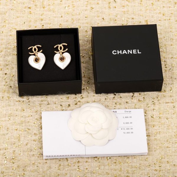 replica,repliche,fake,1:1,earrings,bracelet,ring,jewelry Orecchini Chanel doppia C dell’amore