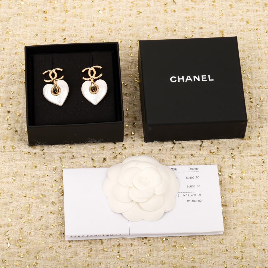 replica,repliche,fake,1:1,earrings,bracelet,ring,jewelry Orecchini Chanel doppia C dell’amore replica,repliche,fake,1:1,earrings,bracelet,ring,jewelry Orecchini Chanel doppia C dell’amore