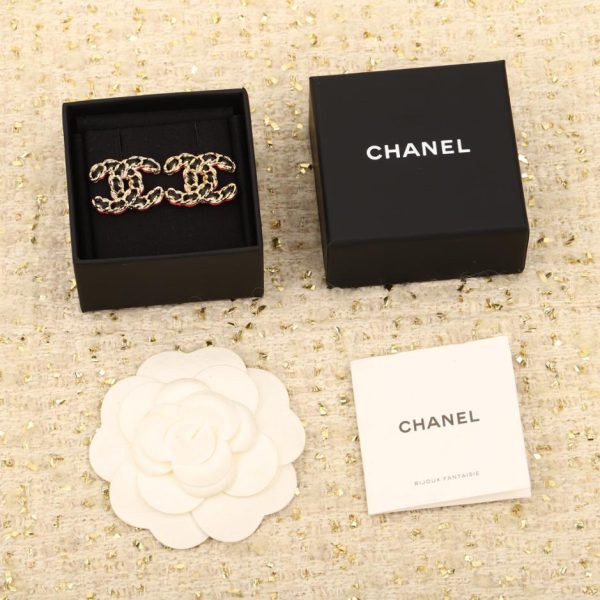 replica,repliche,fake,1:1,earrings,bracelet,ring,jewelry Orecchini Chanel in pelle traforata doppia C