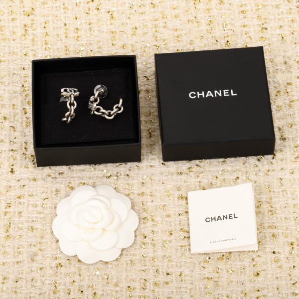 Orecchini Chanel piccoli doppia c