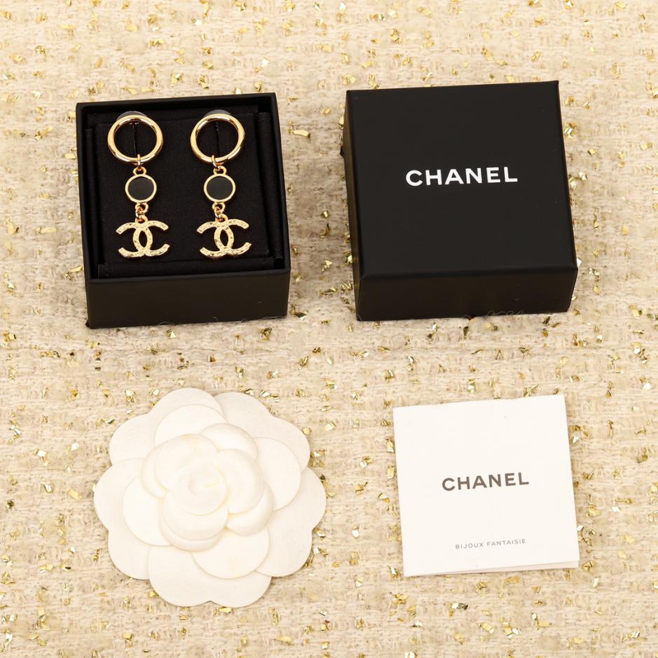 replica,repliche,fake,1:1,earrings,bracelet,ring,jewelry Orecchini Chanel a cerchio doppia c neri replica,repliche,fake,1:1,earrings,bracelet,ring,jewelry Orecchini Chanel a cerchio doppia c neri