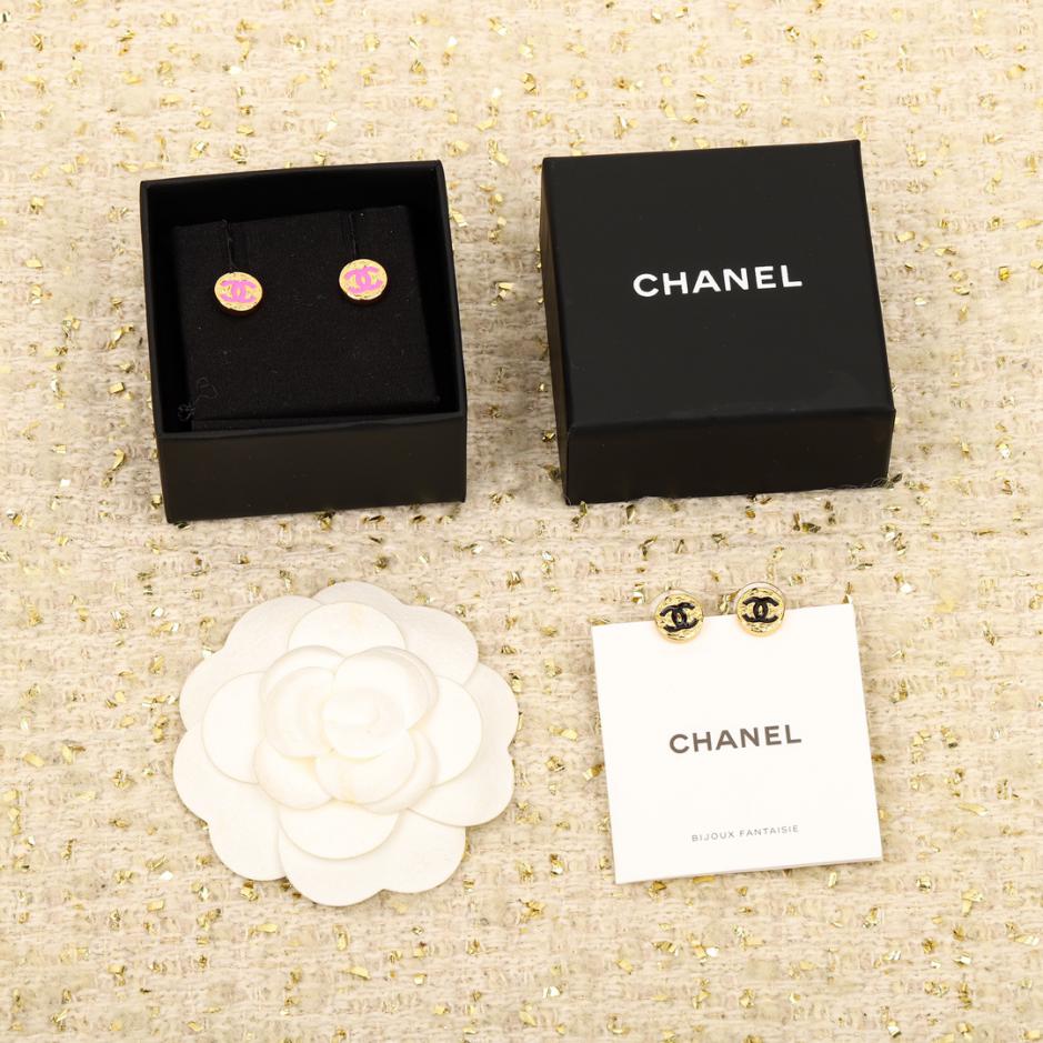 replica,repliche,fake,1:1,earrings,bracelet,ring,jewelry Orecchini Chanel piccoli a forma di fagiolo dorato replica,repliche,fake,1:1,earrings,bracelet,ring,jewelry Orecchini Chanel piccoli a forma di fagiolo dorato