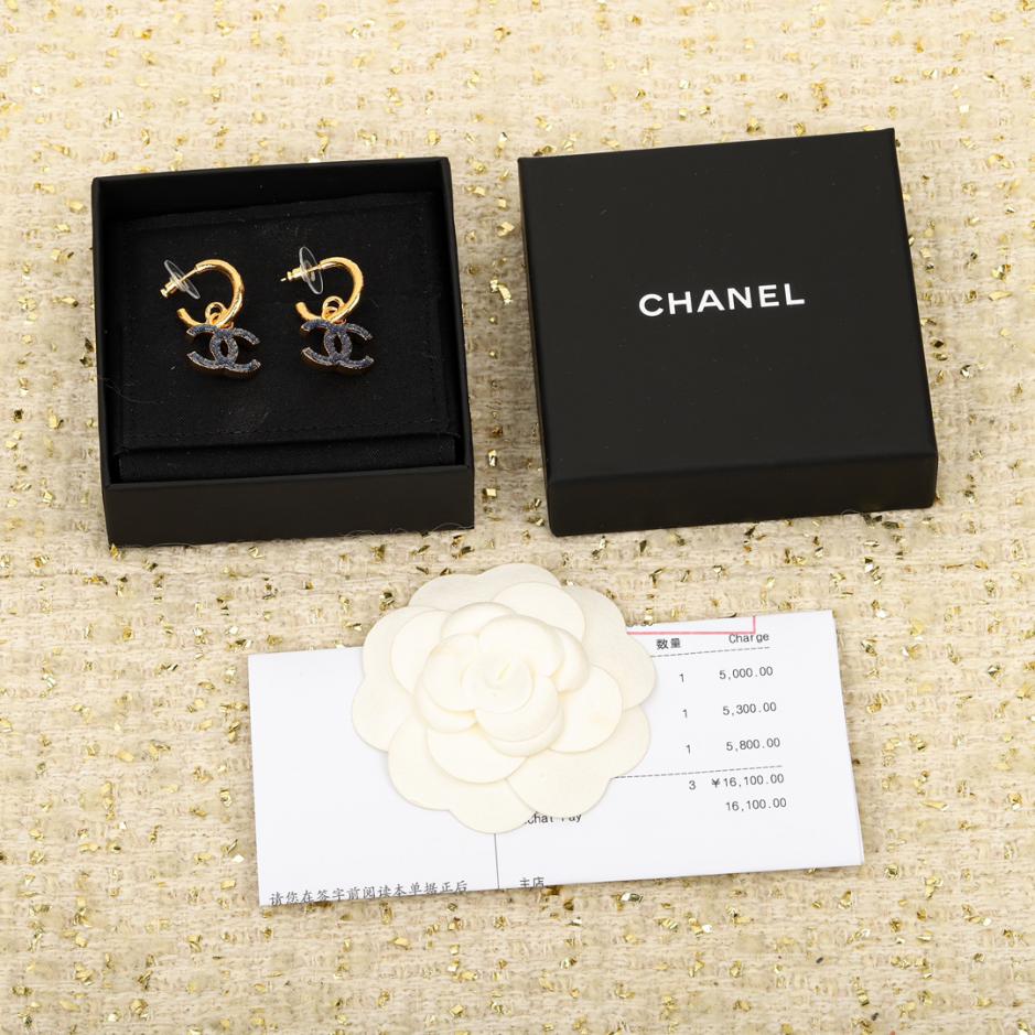 replica,repliche,fake,1:1,earrings,bracelet,ring,jewelry Orecchini doppia C blu denim Chanel replica,repliche,fake,1:1,earrings,bracelet,ring,jewelry Orecchini doppia C blu denim Chanel