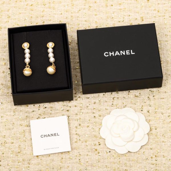 replica,repliche,fake,1:1,earrings,bracelet,ring,jewelry Orecchini di perle Chanel