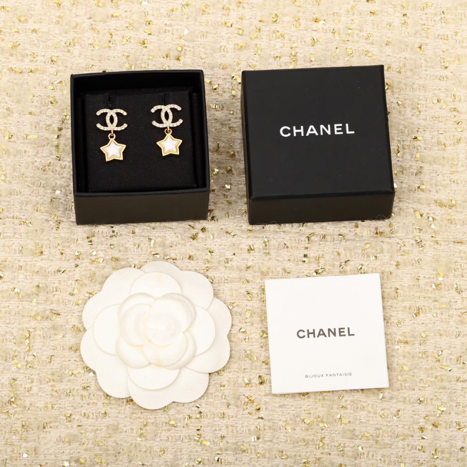replica,repliche,fake,1:1,earrings,bracelet,ring,jewelry Orecchini Chanel doppia C stella a cinque punte replica,repliche,fake,1:1,earrings,bracelet,ring,jewelry Orecchini Chanel doppia C stella a cinque punte