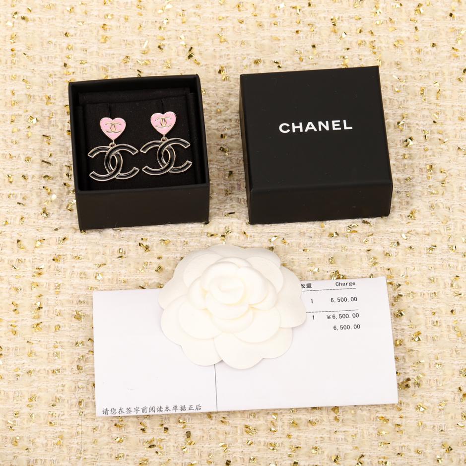 replica,repliche,fake,1:1,earrings,bracelet,ring,jewelry Orecchini Chanel Love Double C smaltati replica,repliche,fake,1:1,earrings,bracelet,ring,jewelry Orecchini Chanel Love Double C smaltati