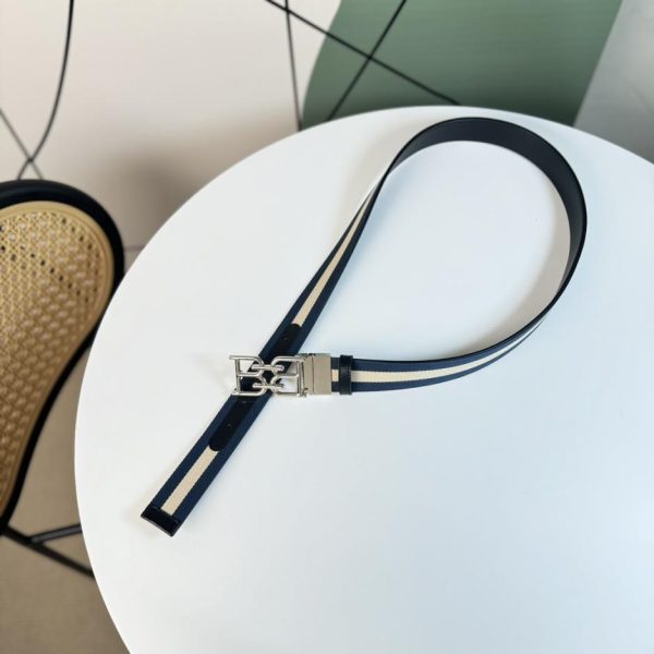 replica,repliche,fake,1:1,earrings,bracelet,ring,jewelry Stesso stile del contatore BALLY SHIFF 3.5