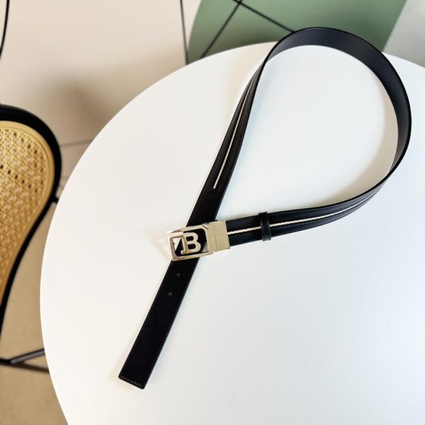 replica,repliche,fake,1:1,earrings,bracelet,ring,jewelry Stesso stile del contatore BALLY SHIFF 3.5