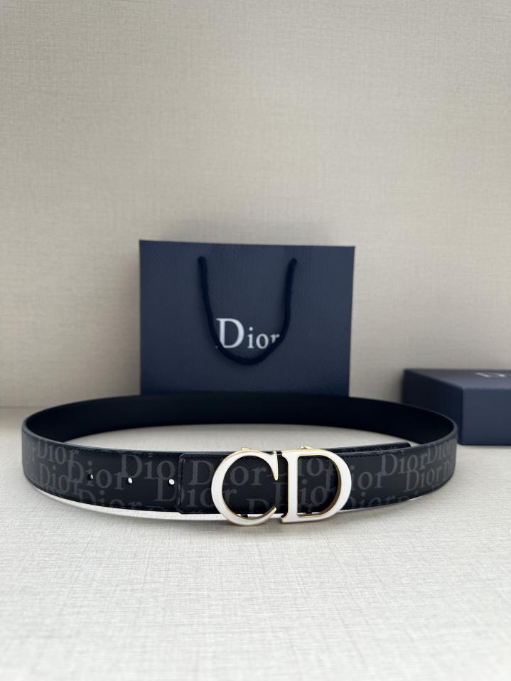 replica,repliche,fake,1:1,earrings,bracelet,ring,jewelry Cintura reversibile Dior 35 mm replica,repliche,fake,1:1,earrings,bracelet,ring,jewelry Cintura reversibile Dior 35 mm