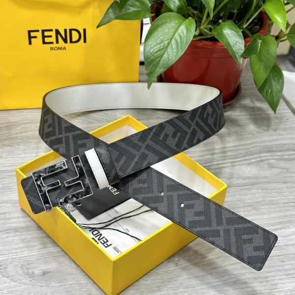 replica,repliche,fake,1:1,earrings,bracelet,ring,jewelry Cintura reversibile FENDI a doppio passante larga 4,0 cm