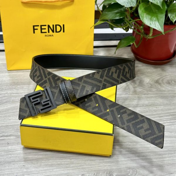 replica,repliche,fake,1:1,earrings,bracelet,ring,jewelry Cintura reversibile FENDI a doppio passante larga 4,0 cm