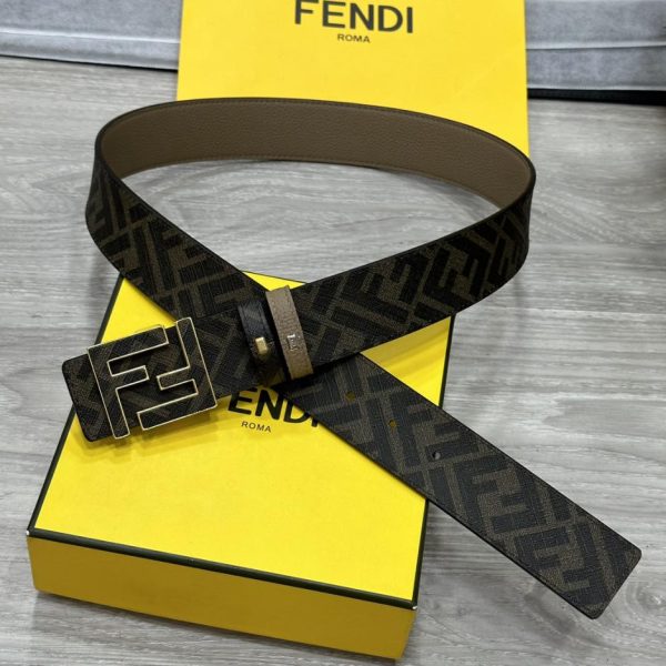 replica,repliche,fake,1:1,earrings,bracelet,ring,jewelry Cintura reversibile FENDI a doppio passante