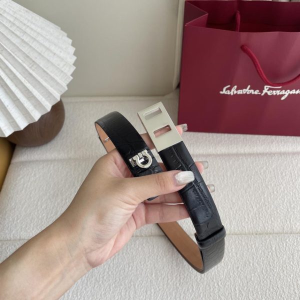 replica,repliche,fake,1:1,earrings,bracelet,ring,jewelry Ferragamo nuovo modello larghezza 2,5 cm