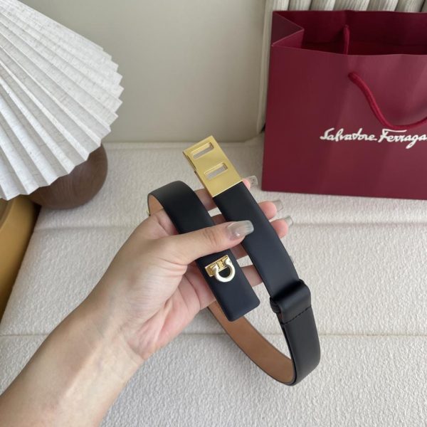 replica,repliche,fake,1:1,earrings,bracelet,ring,jewelry Ferragamo nuovo modello larghezza 2,5 cm
